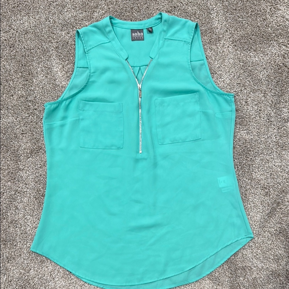 New York & Company Green Sleeveless Zippered Tank Top